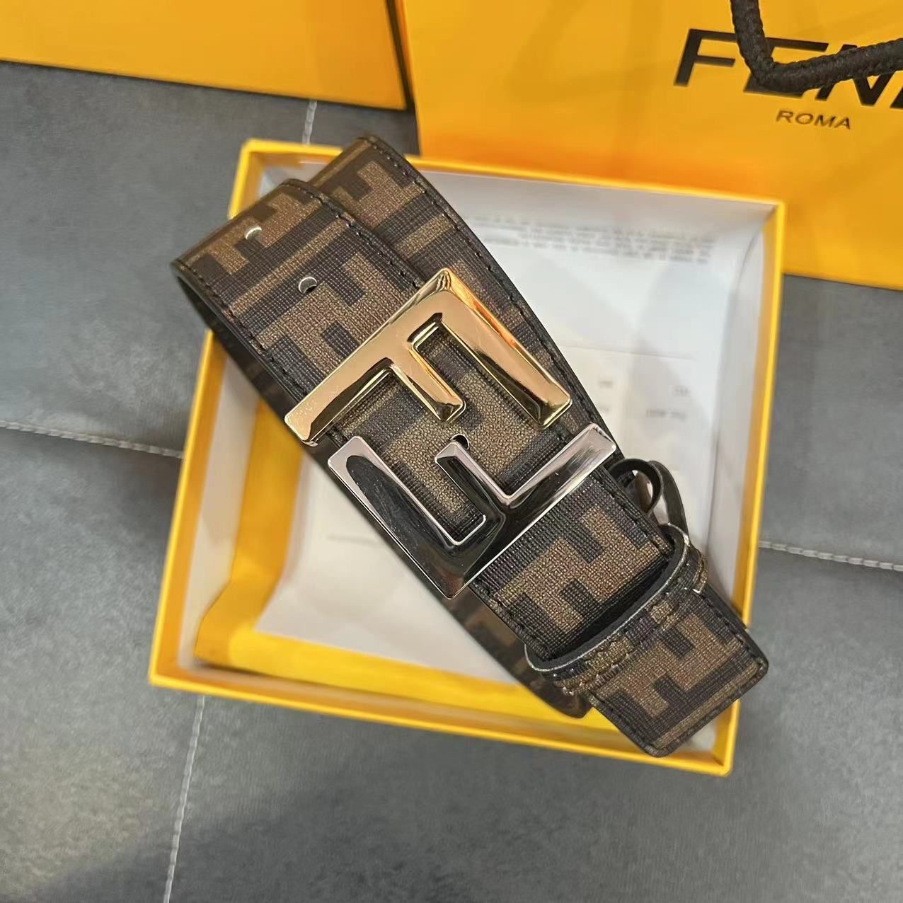 FENDI 18 color fashionable classic men's and women's waist belt - Image 4