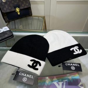 CHANEL Knitted Hat