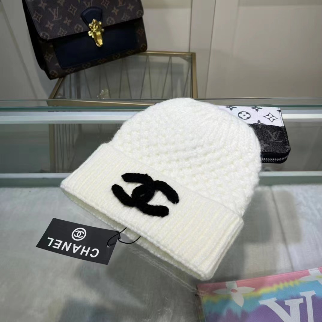 CHANEL Knitted Hat 2 - Image 2
