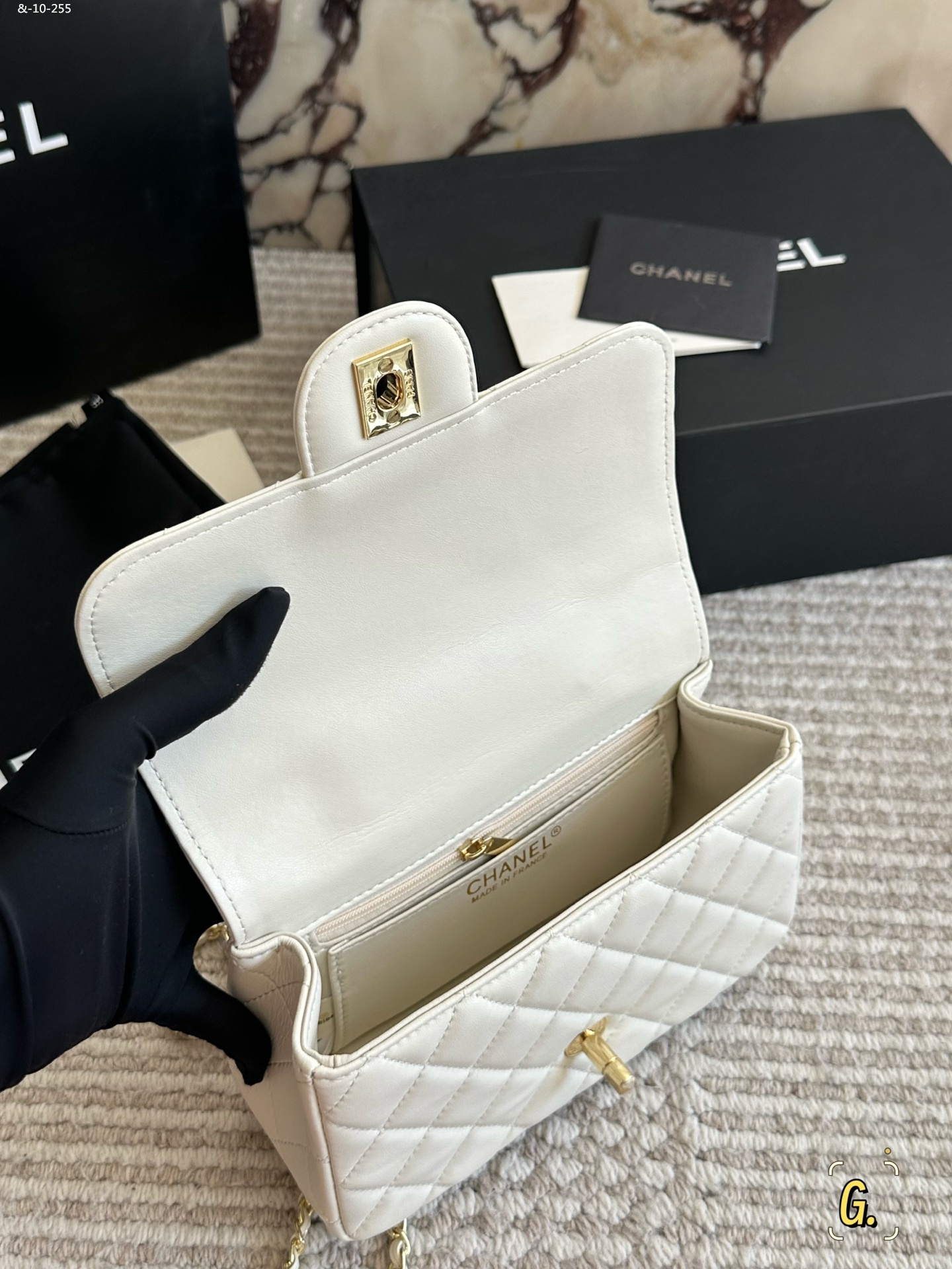 CHANEL Shoulder Crossbody Water Diamond Handle Chain Bag - Image 2