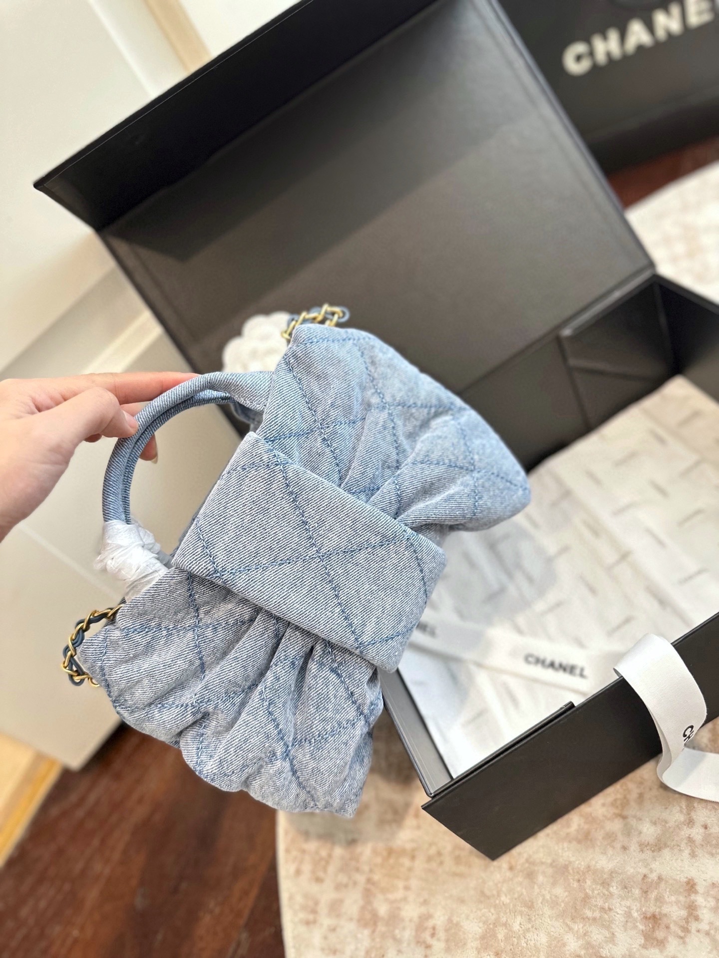 CHANEL Bow Single Shoulder Crossarm Handheld Bow Chain Bag - Image 5