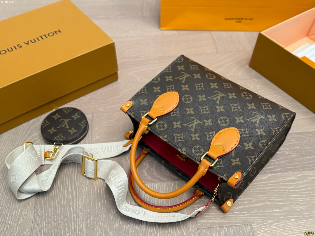 Louis Vuitton women's shoulder cross carrying tote bag, mommy bag - Image 6