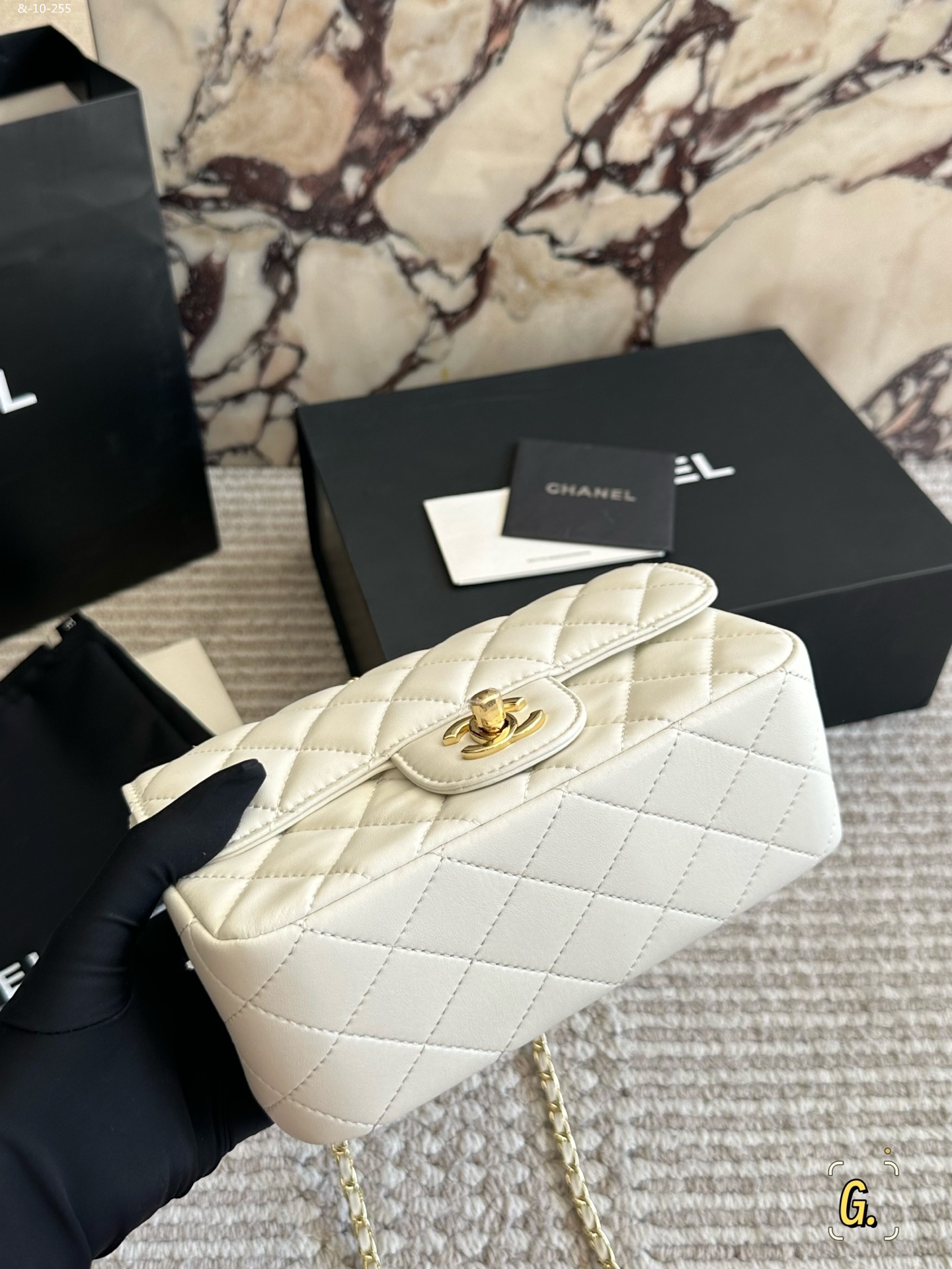 CHANEL Shoulder Crossbody Water Diamond Handle Chain Bag - Image 4